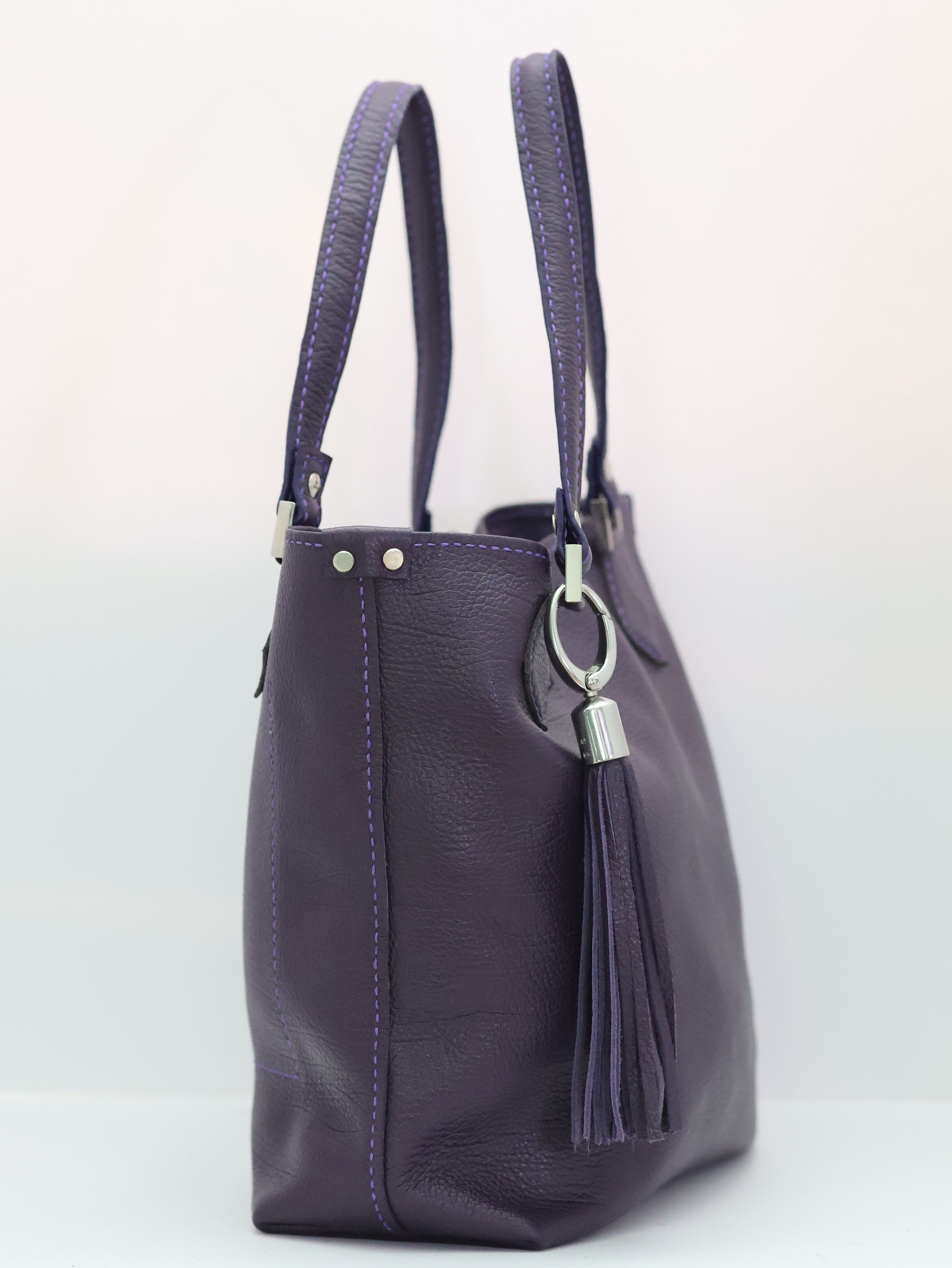 Find Your Perfect Color for a Glamorous Look – Tote Bag