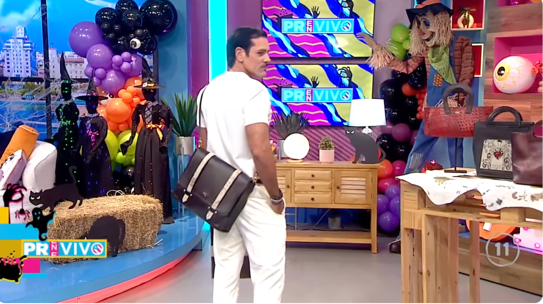 Messenger bag NYFW 2025 Runway Edition