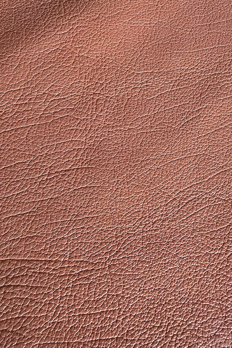 Find Your Perfect Color for a Glamorous Look – Tote Bag